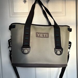 Yeti Hopper 20 Cooler Bag
